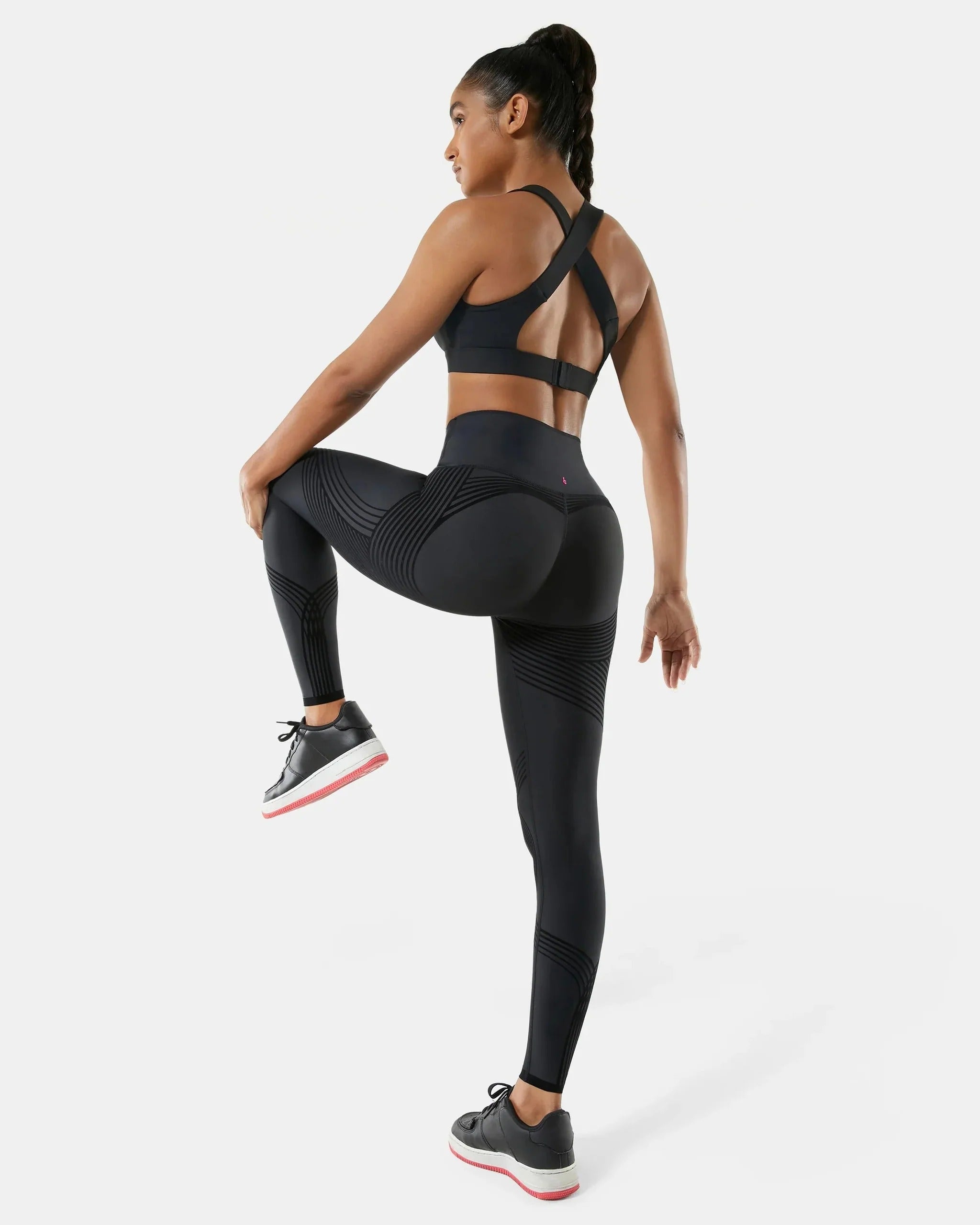 Sculpt Leggings — CelluWeave™ | Schwarz
